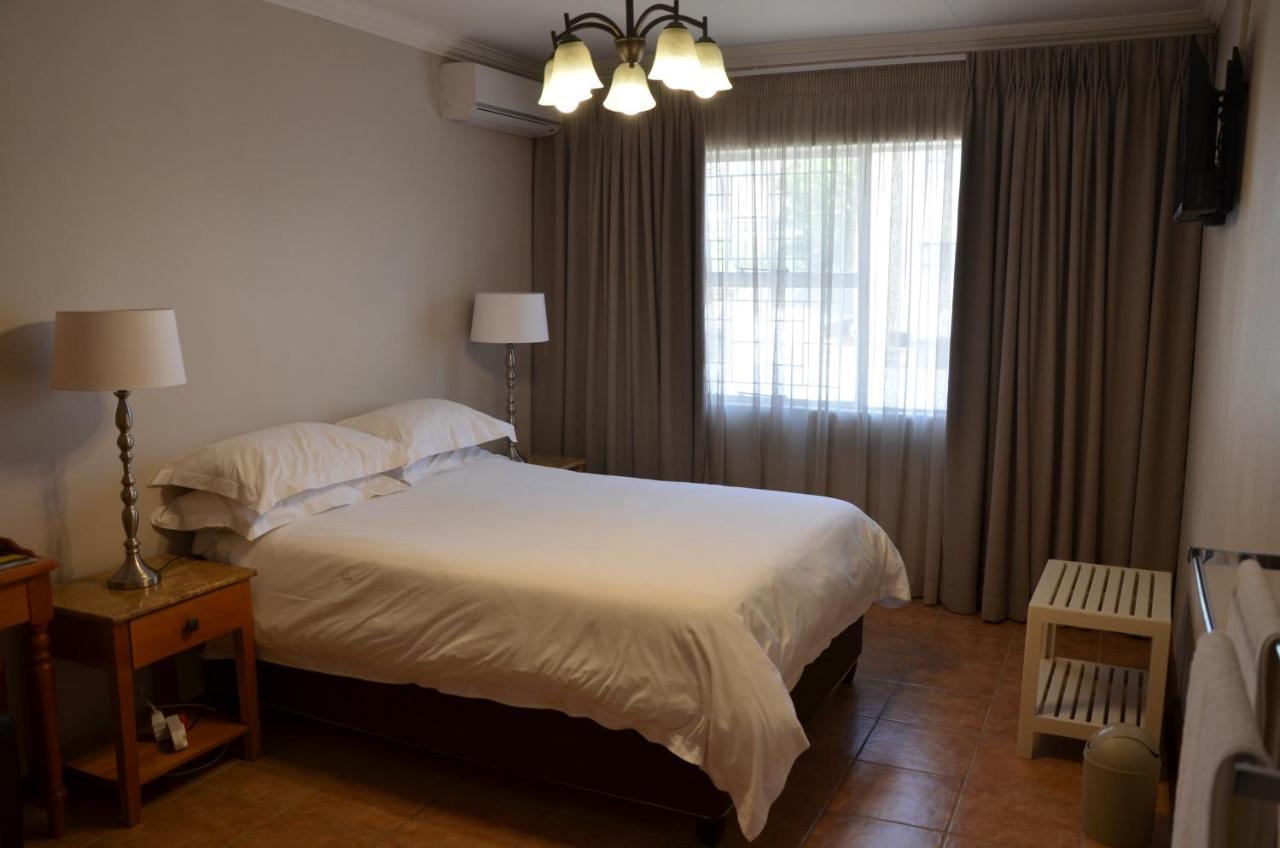 Hydro Guesthouse Блумфонтейн Экстерьер фото